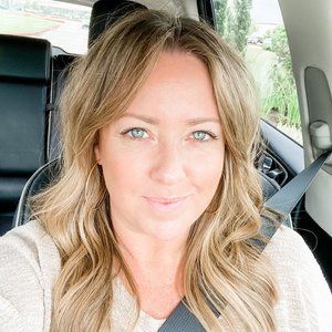 Meet your Posher, Lacey